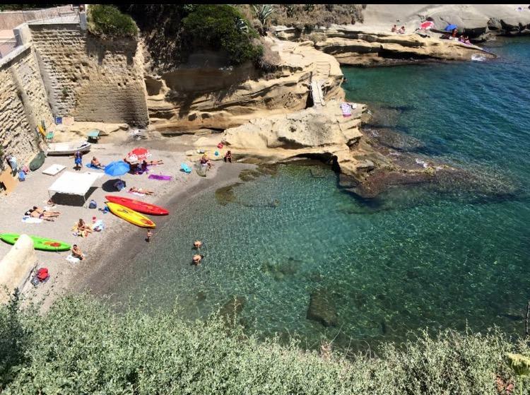 Residence Posillipo Napels Buitenkant foto